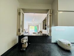 Stratford Court (D16), Condominium #400353701